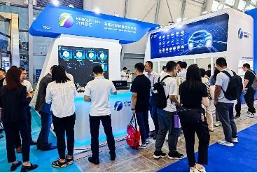 上海AEE展丨鴻利智匯汽車照明產品，以光為引，助力汽車產業智能化發展